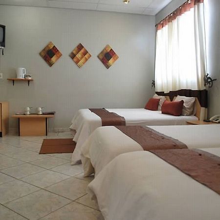 Makalani Hotel Tsumeb Ngoại thất bức ảnh