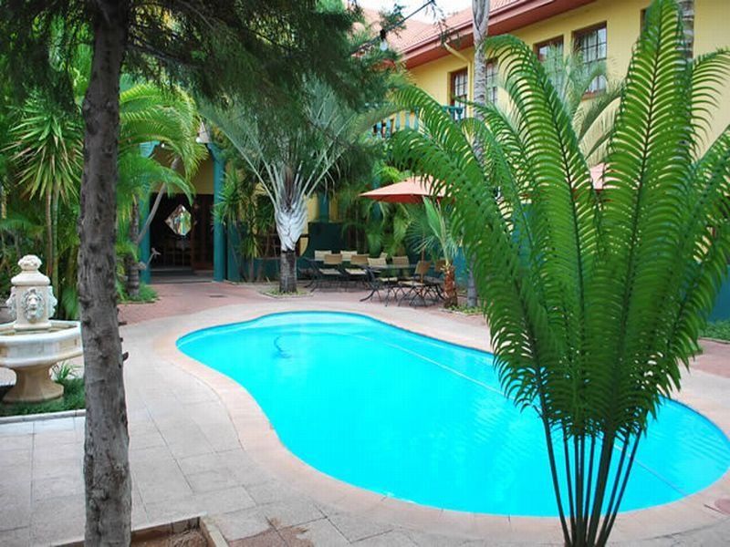 Makalani Hotel Tsumeb Ngoại thất bức ảnh